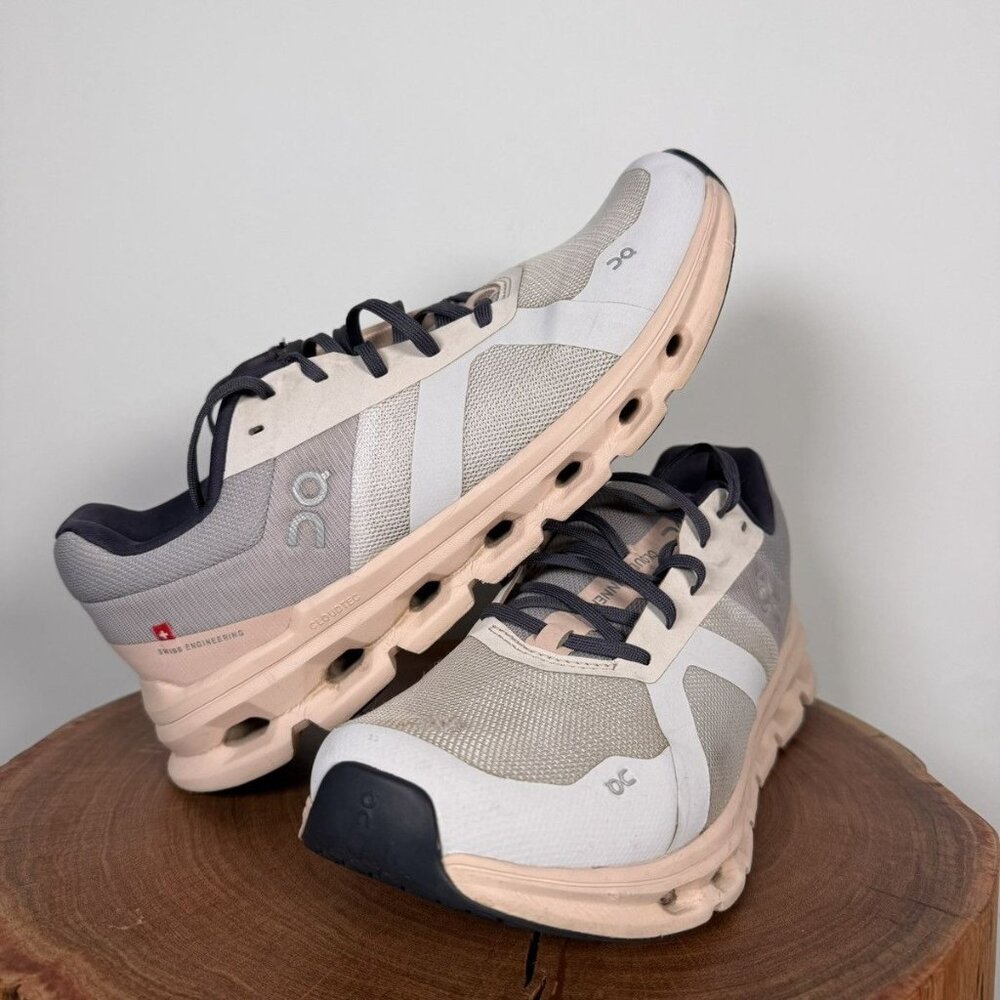 ON Womens Cloudrunner Frost Fade Running Shoes